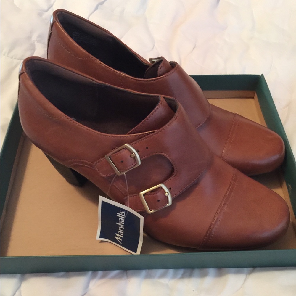 Nwb booties